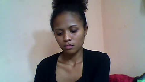 Snapshot of sylvaniah01 chatting on June 19, 6:56 pm sylvaniah01 online show from June 19, 6:56 pm