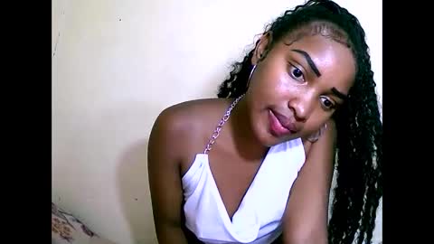 Snapshot of sylviasexy27 chatting on December 4, 11:52 am sylviasexy27 online show from December 4, 11:52 am