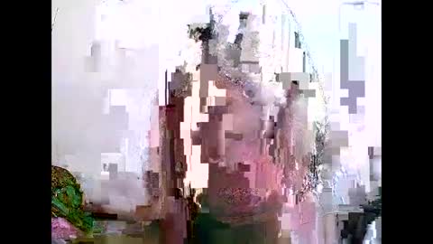 Snapshot of sylviasexy27 chatting on December 15, 8:58 pm sylviasexy27 online show from December 15, 8:58 pm