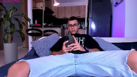 420 Forever online show from September 28, 8:25 pm