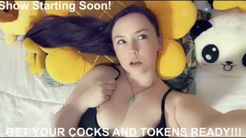 Snapshot of syndica chatting on June 29, 3:34 pm Jennah online show from June 29, 3:34 pm