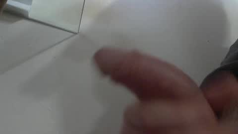 Snapshot of synned1974 chatting on March 1, 5:16 pm Synned online show from March 1, 5:16 pm