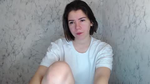 SyrenDixon online show from December 22, 7:16 am