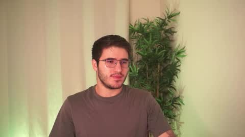 t0ny_wylie online show from March 17, 7:23 am