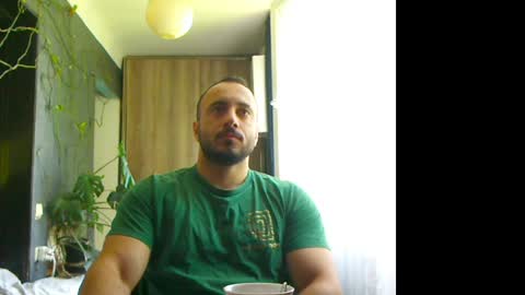 Snapshot of t_huracane chatting on May 27, 6:54 am Huracane online show from May 27, 6:54 am