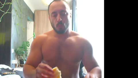 Snapshot of t_huracane chatting on June 27, 3:50 pm Huracane online show from June 27, 3:50 pm