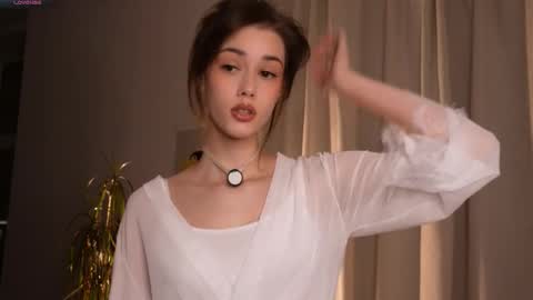 Heeey im Helena3 -- fav555100333 -- pvts only premium and after my public show 3 online show from December 16, 3:33 am