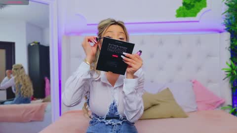 Snapshot of taahiraarabian chatting on January 16, 1:47 pm Arianna online show from January 16, 1:47 pm