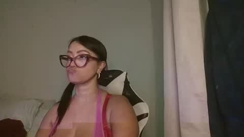 yameil online show from February 7, 10:19 am