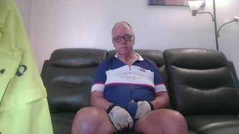 Snapshot of tacrunner66_ chatting on July 7, 1:59 pm tacrunner66_ online show from July 7, 1:59 pm