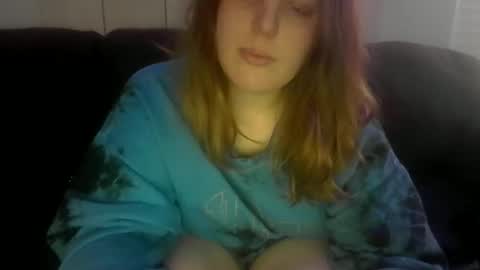 Snapshot of tacyluxe chatting on May 16, 5:26 am tacyluxe online show from May 16, 5:26 am