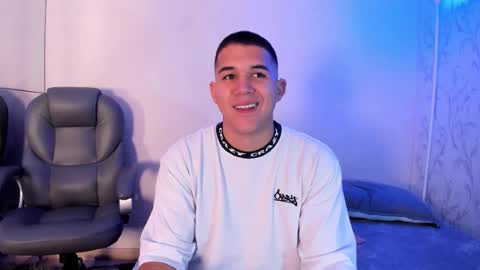 tadeo_vega online show from February 8, 3:43 am