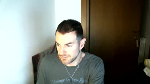 Snapshot of taf1989 chatting on December 12, 6:36 am taf1989 online show from December 12, 6:36 am