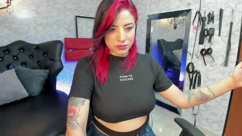 Tafita  online show from May 1, 10:58 pm