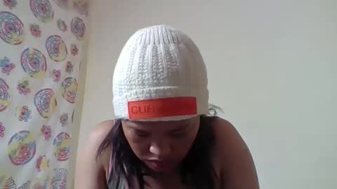 Snapshot of tahiniah chatting on May 9, 6:46 pm tahiniah online show from May 9, 6:46 pm