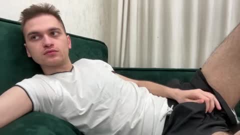 Alex online show from April 25, 9:23 pm