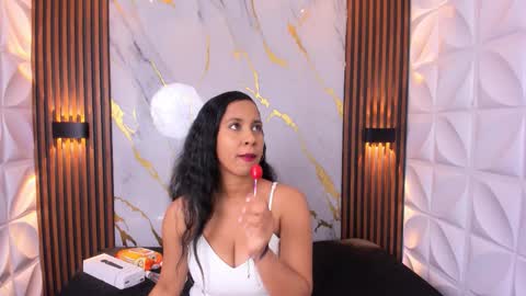 Snapshot of taira_bms chatting on October 30, 4:14 am Samantha online show from October 30, 4:14 am