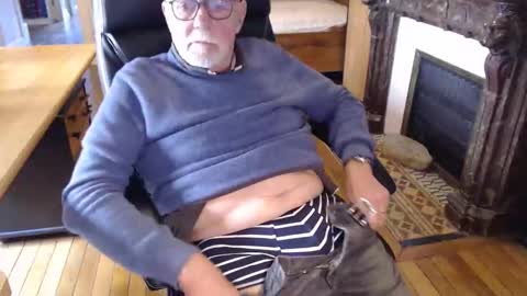 Snapshot of taisabaki54 chatting on October 2, 1:07 pm taisabaki54 online show from October 2, 1:07 pm