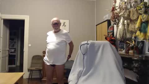 Snapshot of taisabaki54 chatting on November 7, 10:32 pm taisabaki54 online show from November 7, 10:32 pm