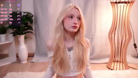 Snapshot of taitechubb chatting on November 22, 4:28 pm taitechubb online show from November 22, 4:28 pm