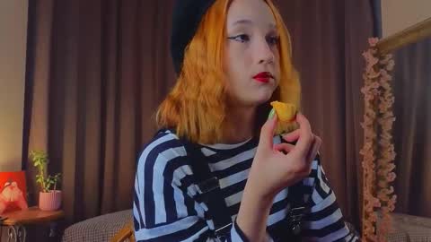 im Lally online show from November 8, 2:34 am