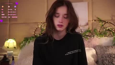 Mia online show from July 26, 3:04 am