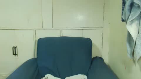 Snapshot of takemetoheavenbaby chatting on January 14, 1:28 pm anne online show from January 14, 1:28 pm