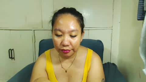 Snapshot of takemetoheavenbaby chatting on January 21, 1:00 pm anne online show from January 21, 1:00 pm