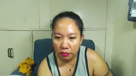 Snapshot of takemetoheavenbaby chatting on January 30, 4:24 pm anne online show from January 30, 4:24 pm