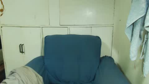 Snapshot of takemetoheavenbaby chatting on February 2, 2:56 pm anne online show from February 2, 2:56 pm