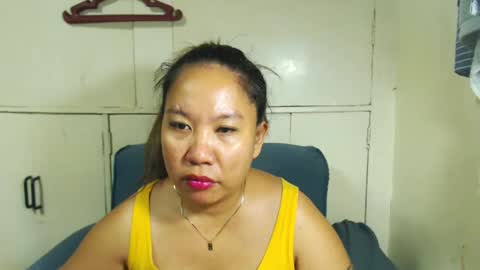 Snapshot of takemetoheavenbaby chatting on March 8, 5:59 am anne online show from March 8, 5:59 am