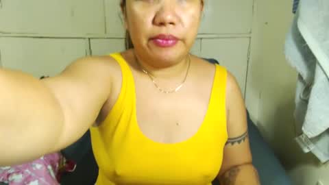 Snapshot of takemetoheavenbaby chatting on March 10, 2:48 pm anne online show from March 10, 2:48 pm