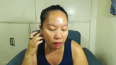 Snapshot of takemetoheavenbaby chatting on September 24, 2:37 am anne online show from September 24, 2:37 am