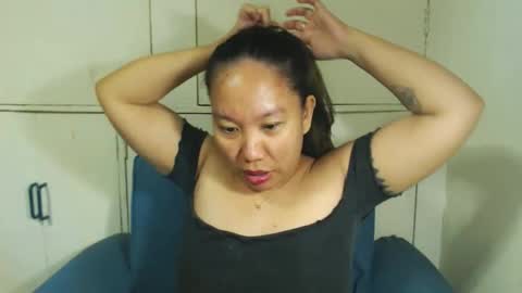 Snapshot of takemetoheavenbaby chatting on October 12, 4:39 pm anne online show from October 12, 4:39 pm