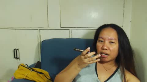 Snapshot of takemetoheavenbaby chatting on November 27, 7:32 am anne online show from November 27, 7:32 am