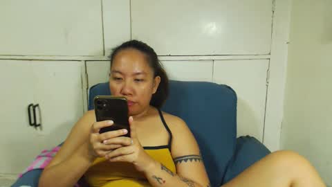 Snapshot of takemetoheavenbaby chatting on November 29, 2:25 am anne online show from November 29, 2:25 am