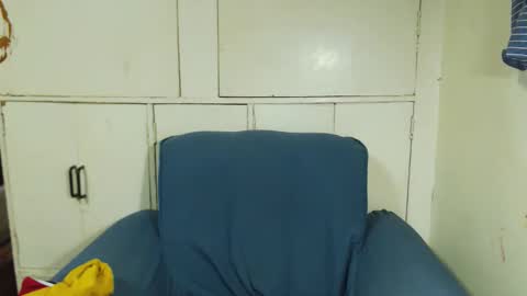 Snapshot of takemetoheavenbaby chatting on December 3, 2:52 am anne online show from December 3, 2:52 am