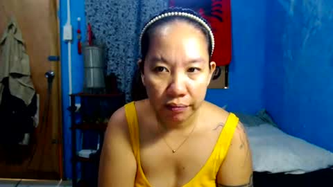 Snapshot of takemetoheavenbaby chatting on July 3, 11:33 pm anne online show from July 3, 11:33 pm