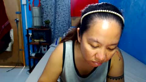 Snapshot of takemetoheavenbaby chatting on July 21, 6:49 am anne online show from July 21, 6:49 am