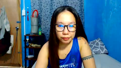 Snapshot of takemetoheavenbaby chatting on August 3, 6:01 am anne online show from August 3, 6:01 am