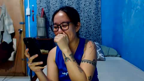 Snapshot of takemetoheavenbaby chatting on August 3, 2:11 pm anne online show from August 3, 2:11 pm