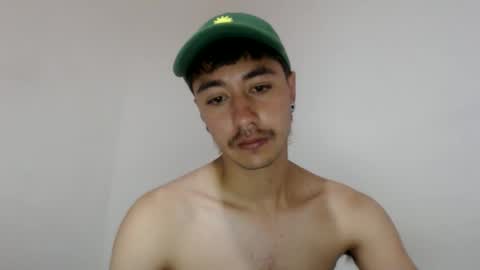 Snapshot of talhi_ chatting on May 25, 3:12 am talhi_ online show from May 25, 3:12 am