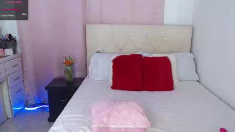 taliana  modelo independiente online show from March 8, 3:39 am