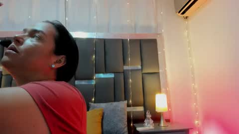 tali  online show from January 8, 6:54 pm