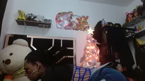 talianha online show from November 27, 10:01 pm