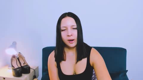 taliasensitive online show from December 21, 10:22 am