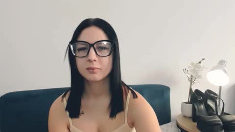 taliasensitive online show from February 19, 9:38 am