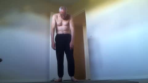 Snapshot of taliesin4321 chatting on May 28, 5:16 am Jack Pierrot online show from May 28, 5:16 am