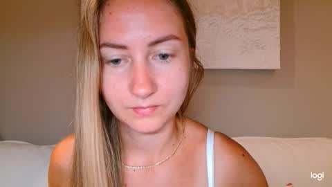  Kira  online show from October 10, 5:39 am