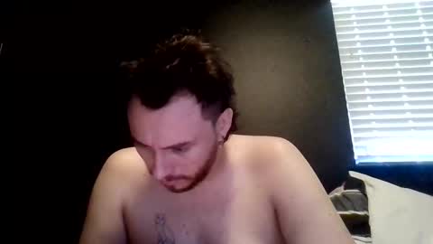 tallhungcloudy online show from May 30, 7:11 pm